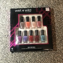 Wet N Wild Gift Set: Deck Your Nails 9 pc (new in box) Free Shipping - $8.90