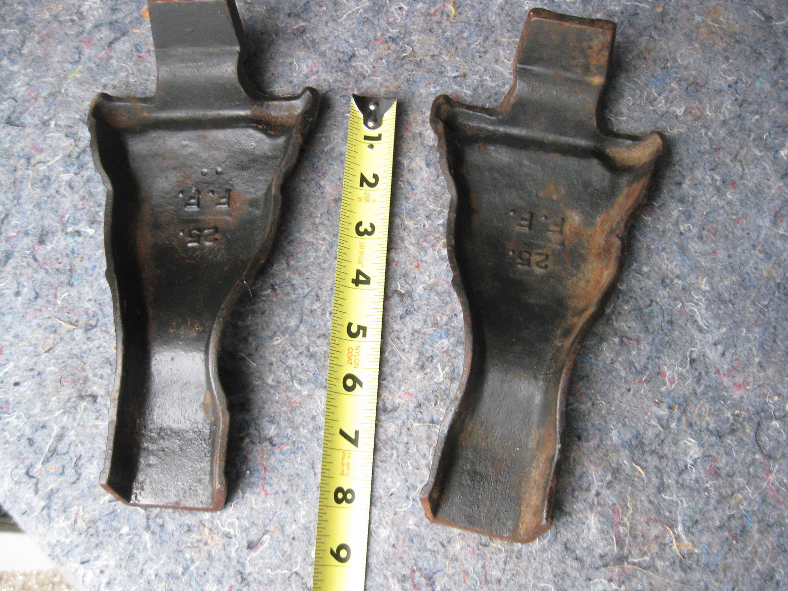 Antique Pair Cast Iron Leg Foot for Wood Coal Pot Belly Stove Parlor