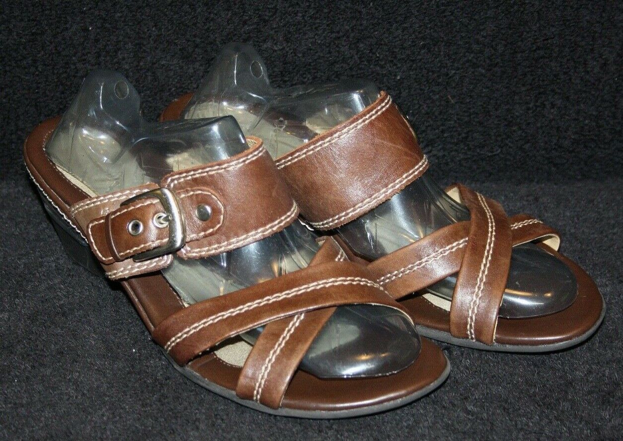 thom mcan earth shoes