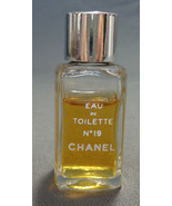 Vintage Mini Perfume Eau de Toilette Chanel No 19 75% Full - $19.99