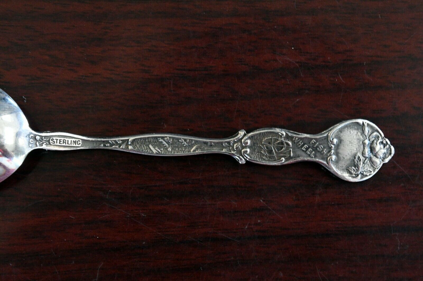 Westmorland Sterling John /& Priscilla ROUND SOUP SPOON 6/" No Mono