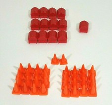 Monopoly Disney Pixar 2007 Toy Barns Traffic Cones Replacement Parts - $9.74