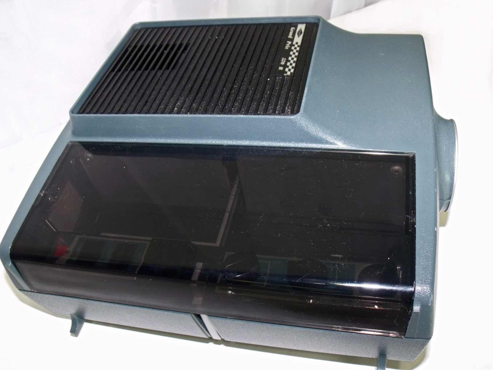 Vintage Sawyer Grand Prix 570R Slide Projector F/3.5 Lens *EXTRA NEW