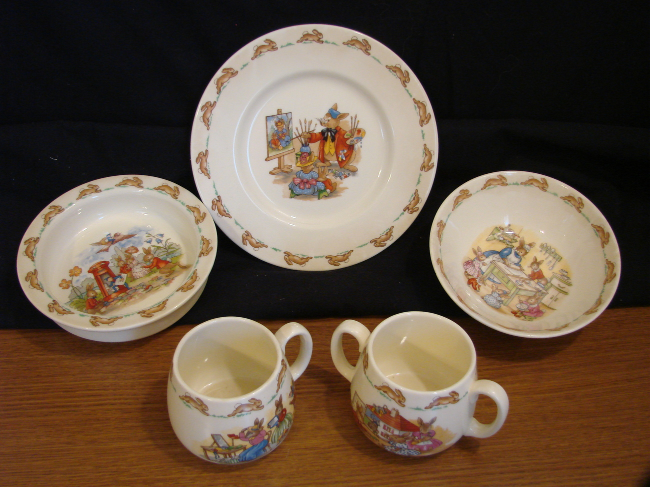 Royal Doulton Bunnykins - Set of 5 Dishes and Cups - Other