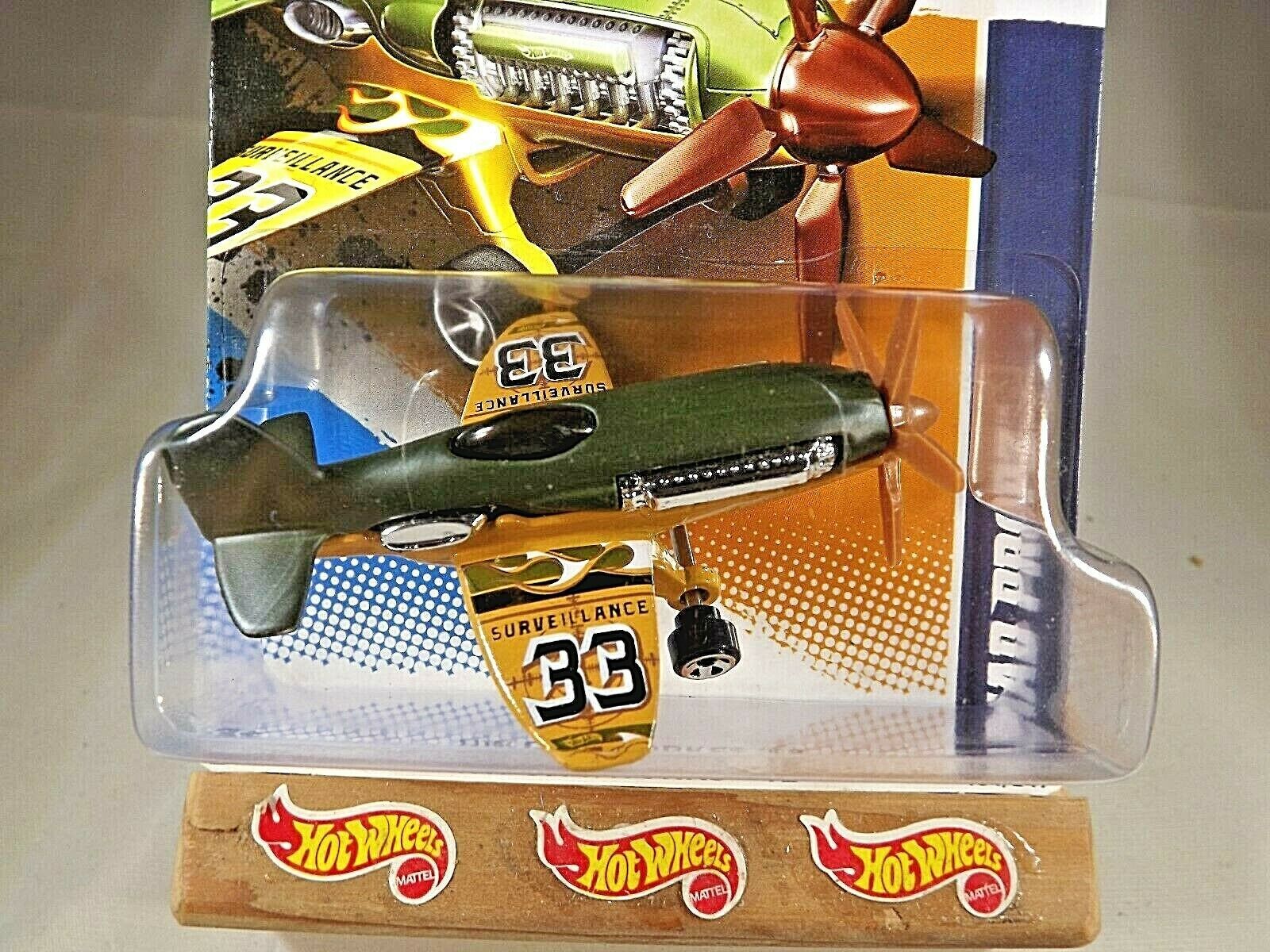 2012 Hot Wheels 134 City Works MAD PROPZ Airplane Flat Olive/Butterscotch wMWsp Contemporary