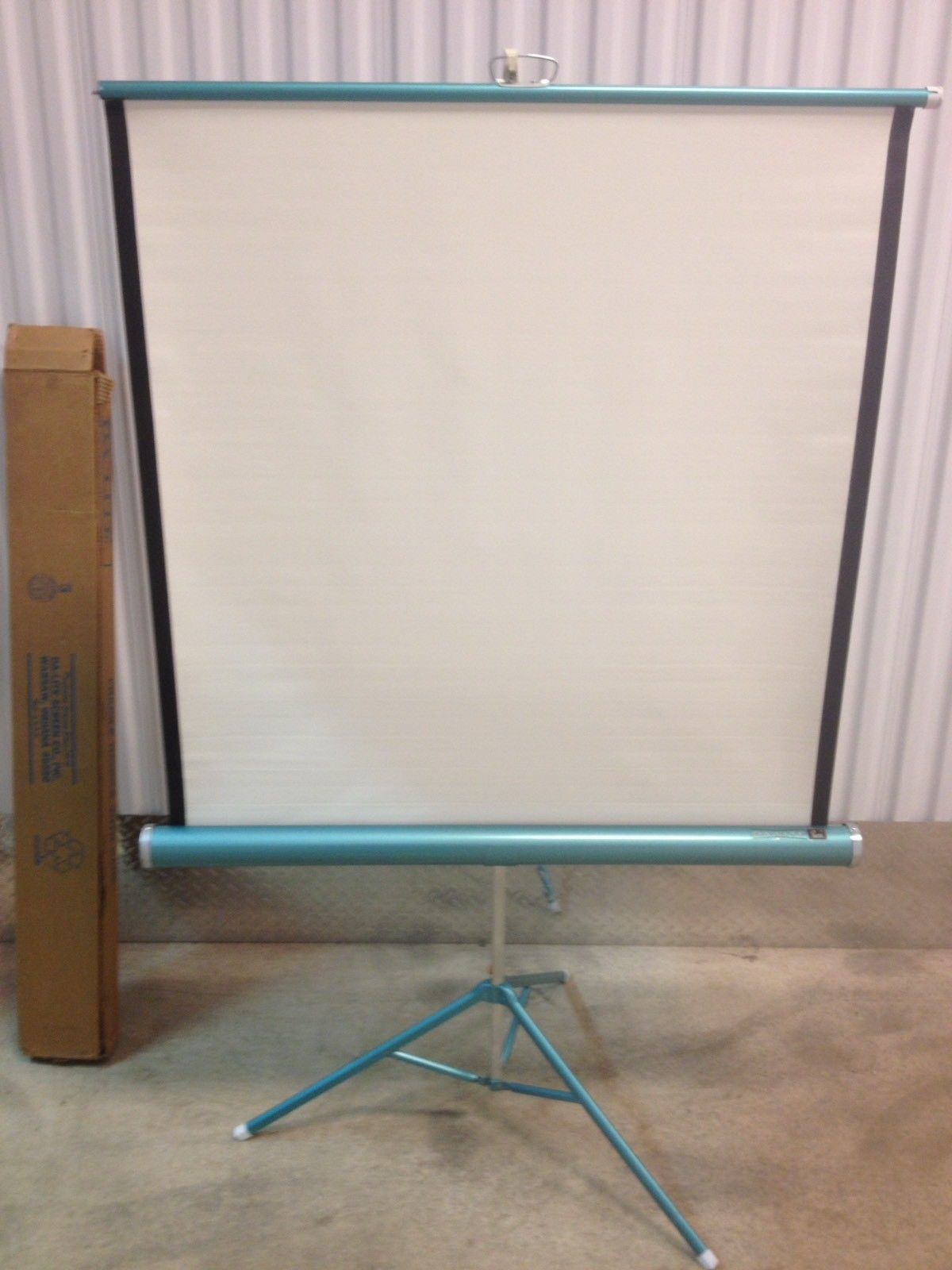 Da Lite Pacer 40x40 Projection Projector Screen Vintage (ddh100