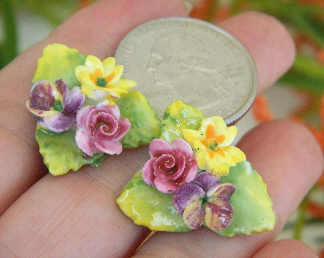Vintage Ceramic Porcelain Flower Earrings England Screwback Earrings