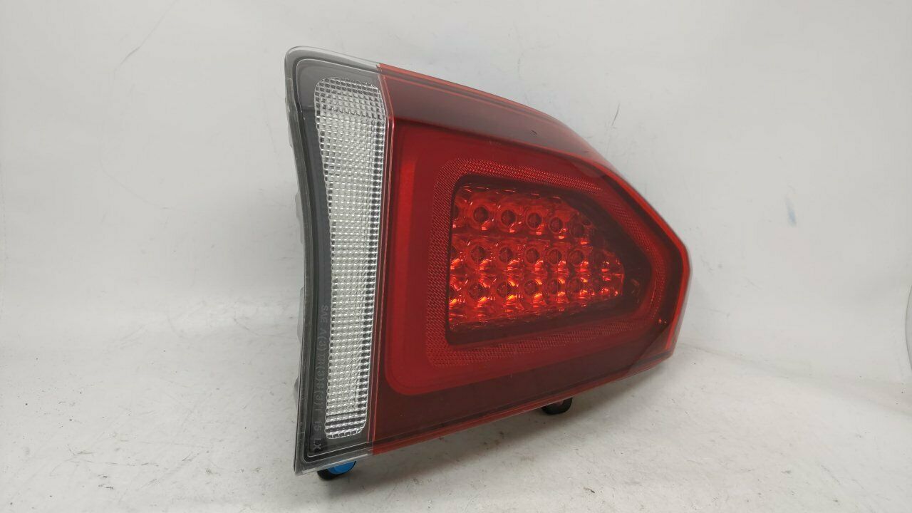 Chrysler 300 Tail Light Left Driver Side LED Tail Light For 2015-2023 Chrysler 300 - Black Housing, DOT Certified Left Driver Side Tail Light 2015-2023 - Foto 9