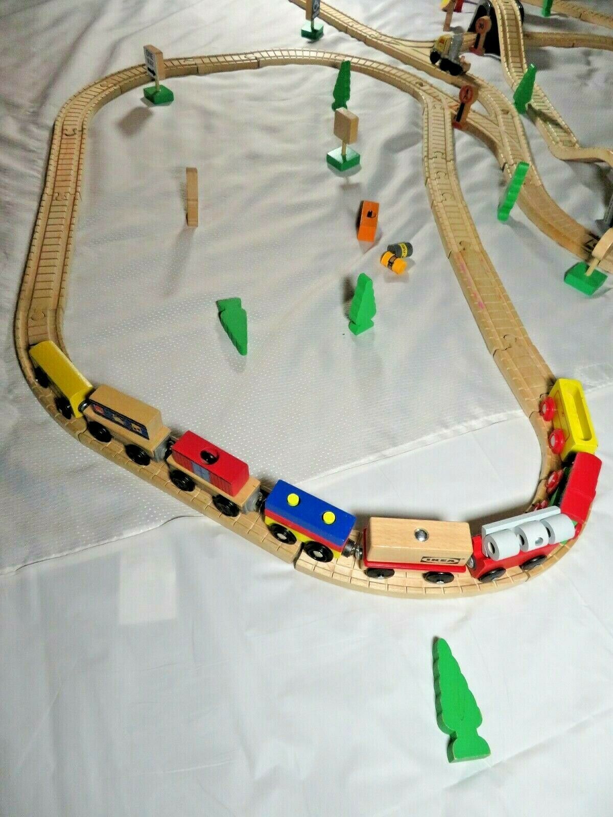 thomas clickety clack track