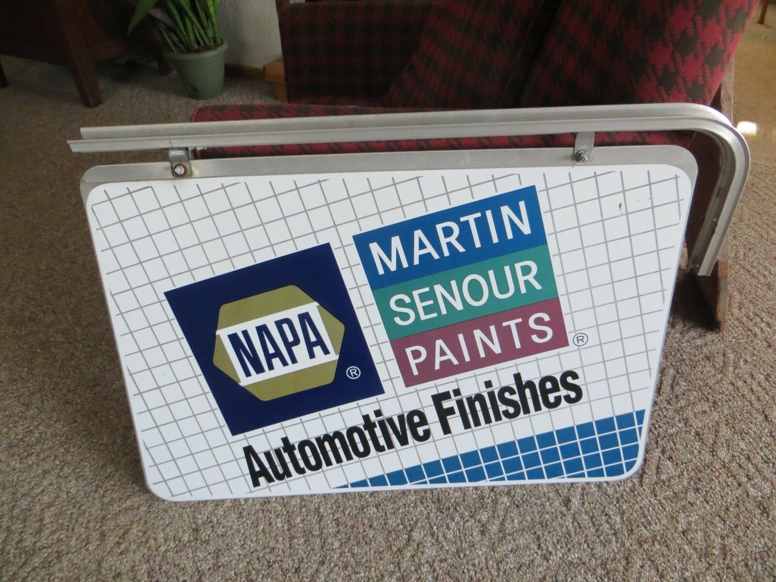 NAPA AUTOMOTIVE FINISHES MARTIN SENOUR PAINTS DOUBLE SIDED WITH BRACKET