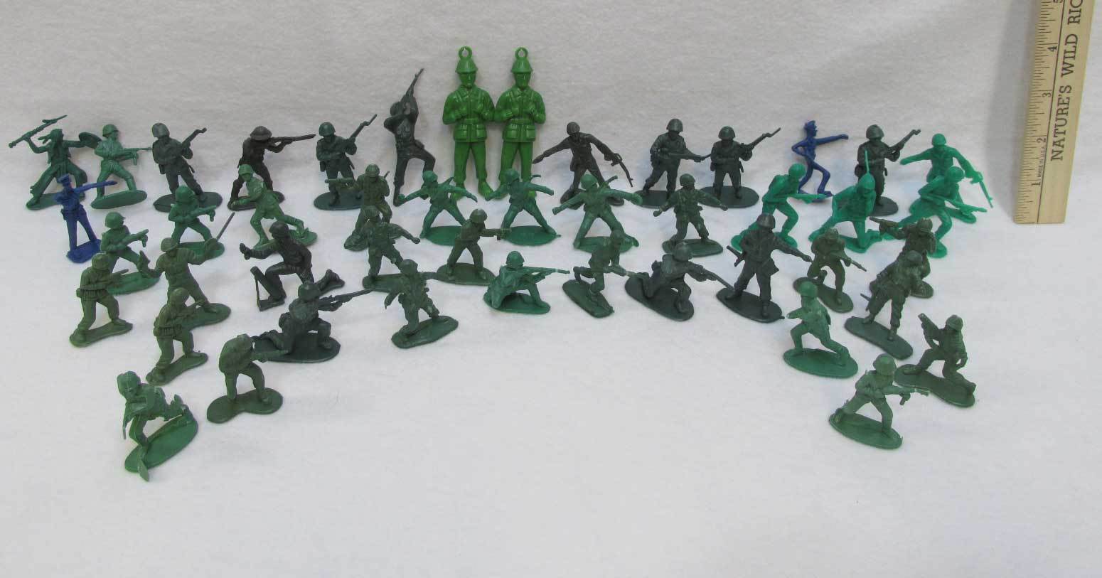 vintage plastic army men
