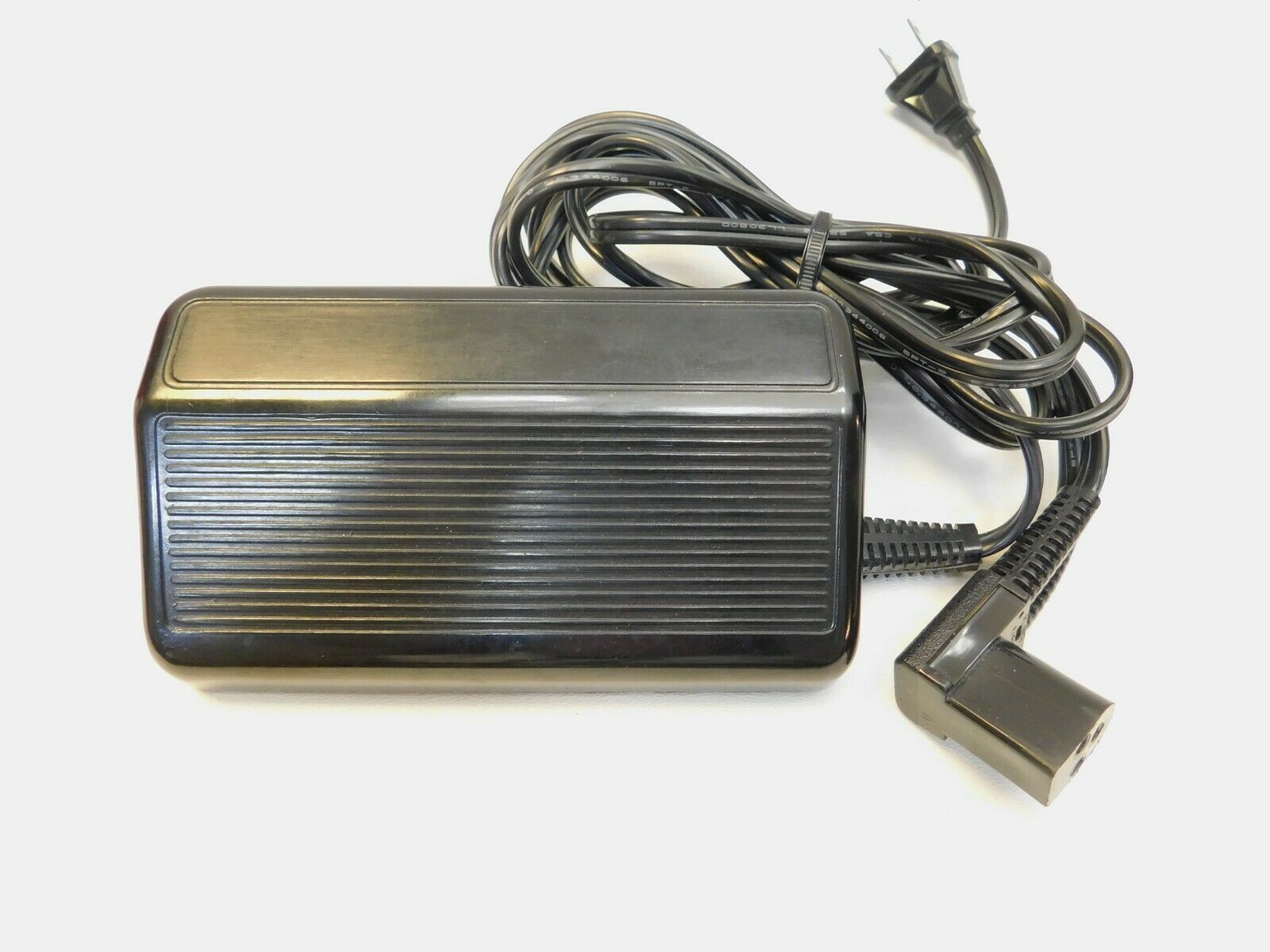 Genuine Singer Sewing 988274090 Foot Pedal 3Prong Motor Controller