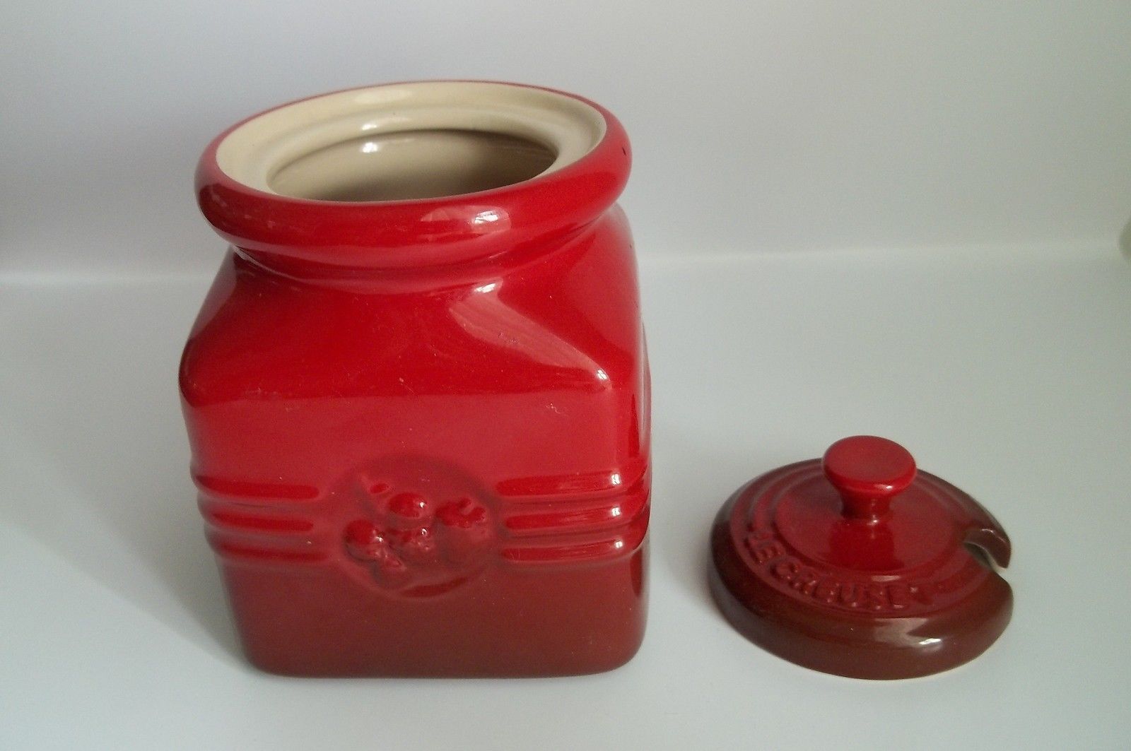 Le Creuset Jam Jar Berry Cherry Red Cerise Square Heritage Stoneware
