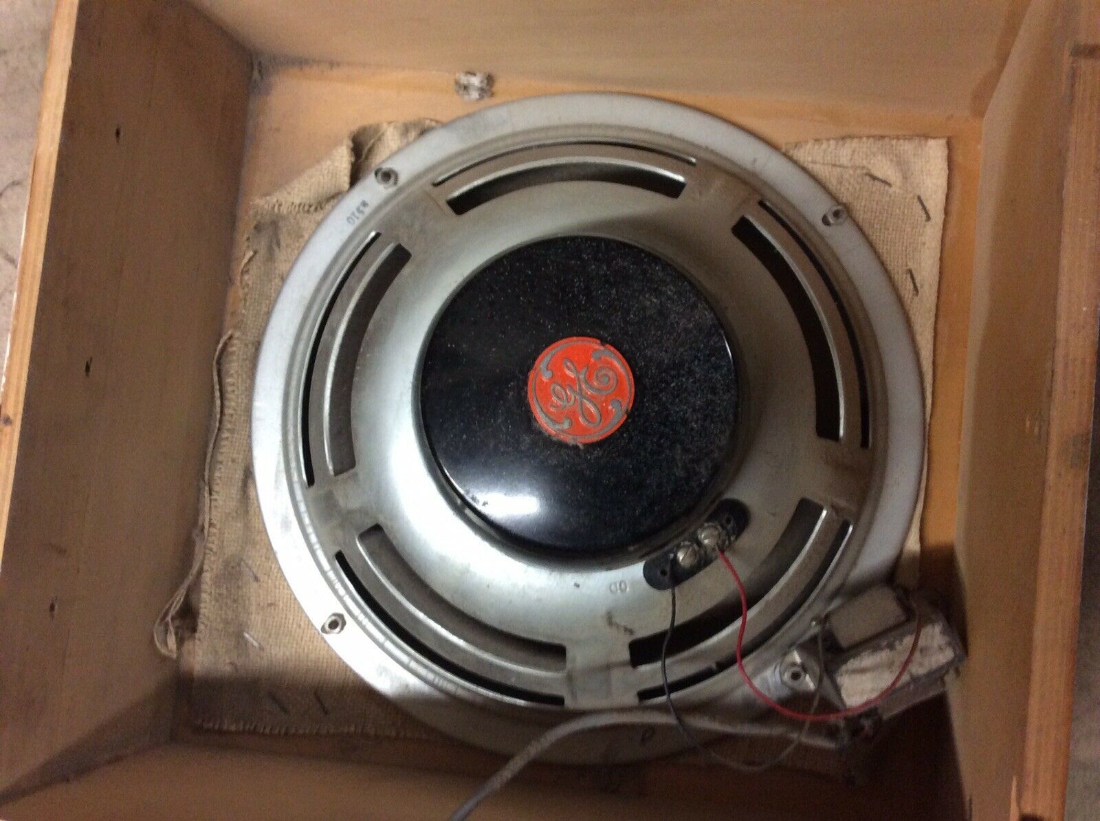 Lg Vtg DuKane PA Wood Wall Speaker 12” GE Long Range Speaker