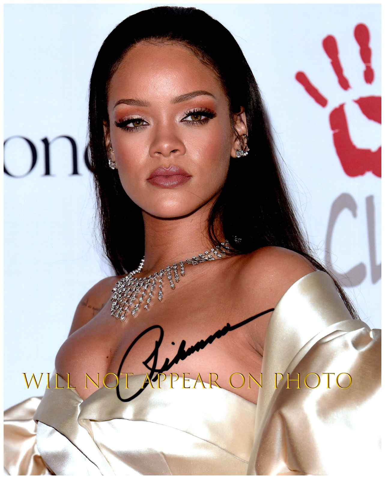 RIHANNA Signed Autographed 8X10 Photo w Certificate of Authenticity 