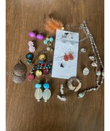Lot Of Beaded Jewelry necklace earrings Mixed Metals - $24.99