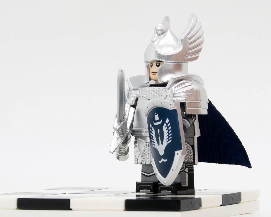 Lord of the Rings Dol Amroth Swan Knight Commander Minifigures ...