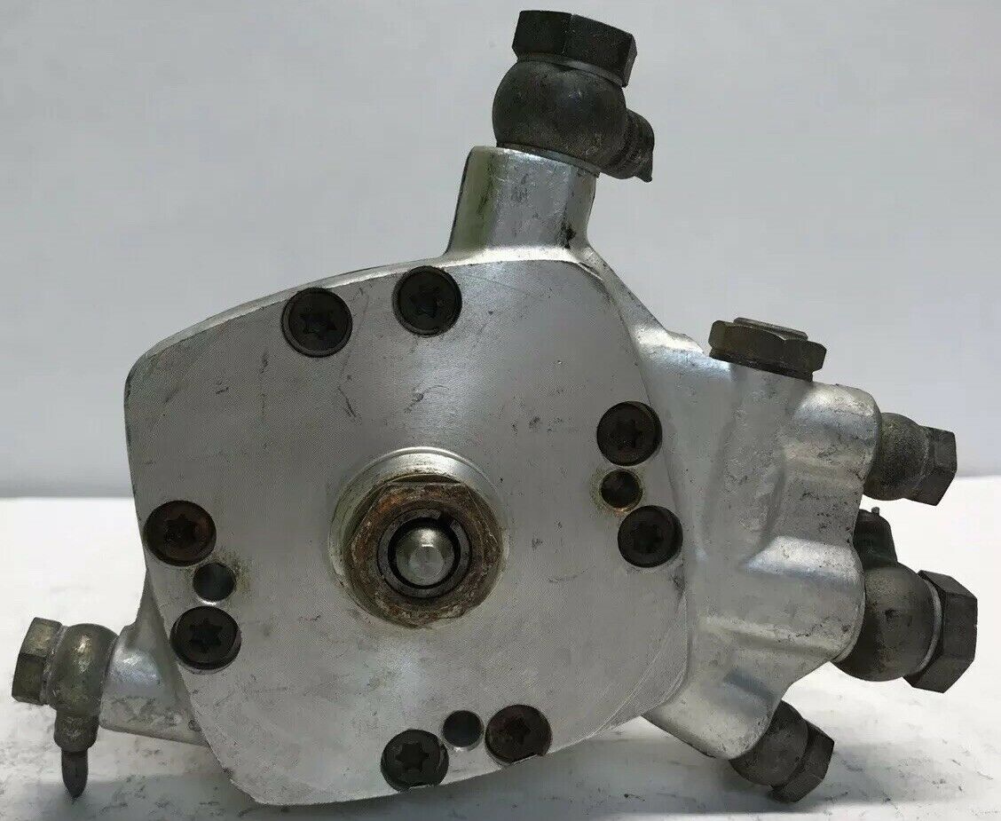 1980 1981 1982 Porsche 924 2.0L Turbo Fuel Distributor Injection 0