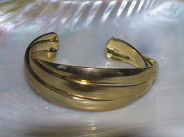 Estate Simple but Classy Triple Strand Goldtone Overlapping Band CUFF Br... - $8.59