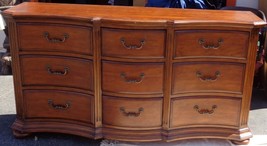 Ethan Allen Tuscany Solid Wood Serpentine Nine Drawer Dresser – VGC – BE... - $1,979.99