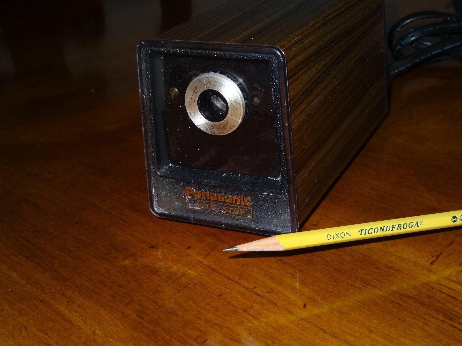 Vtg READ Panasonic KP77 Auto Stop Electric Pencil Sharpener Japan Wood