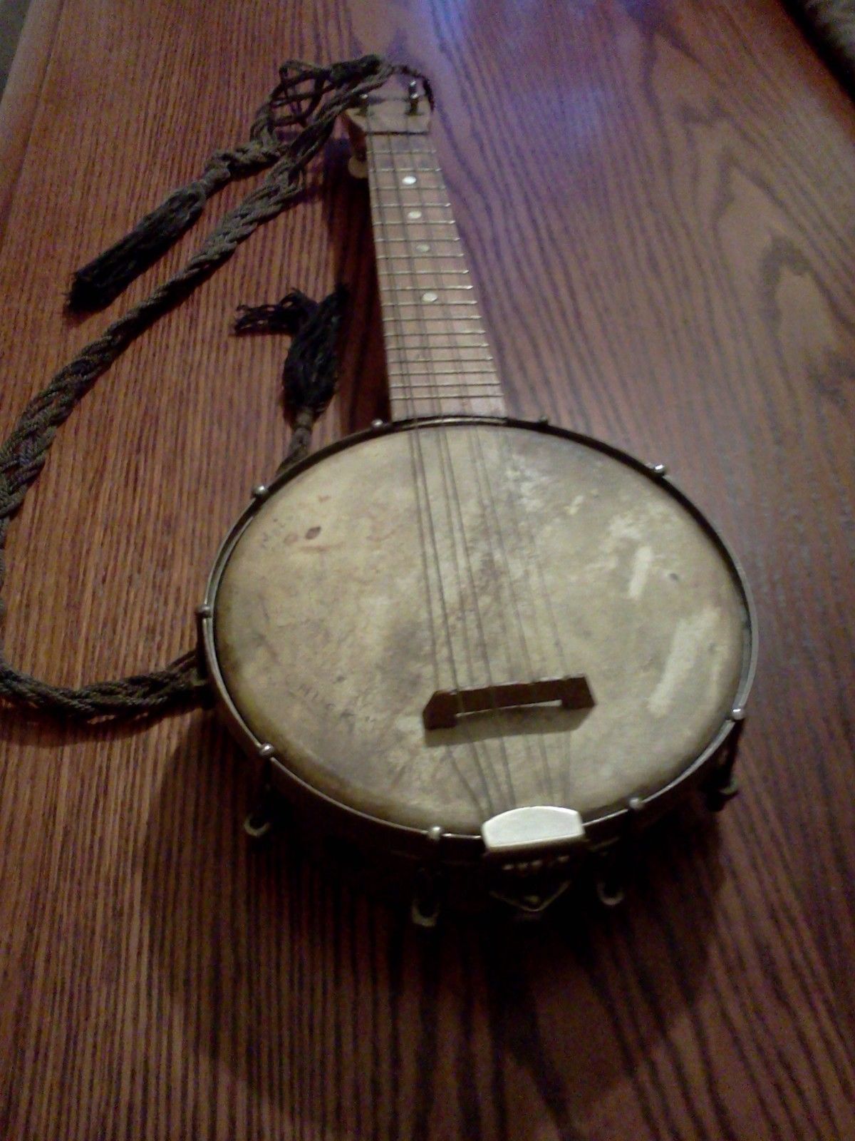 Antique 4 String Banjo String