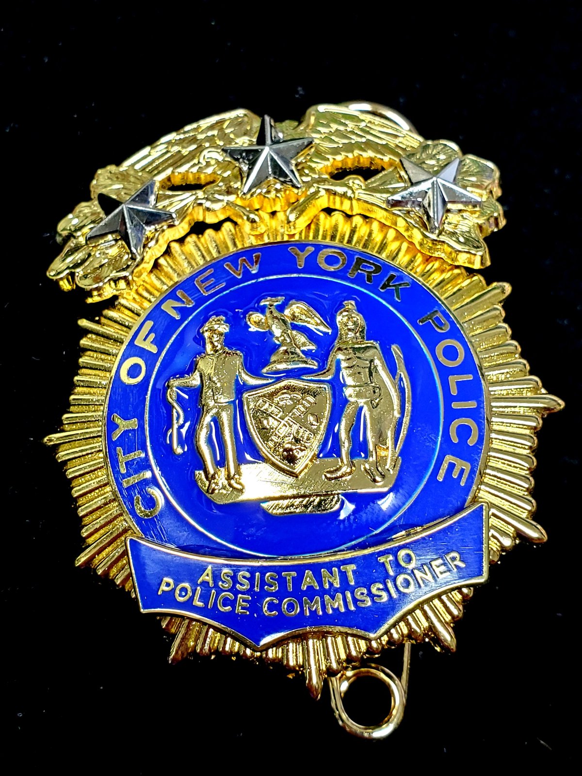 New York NYPD Assistant To Police Commissioner - Badges: Novelty & Replica