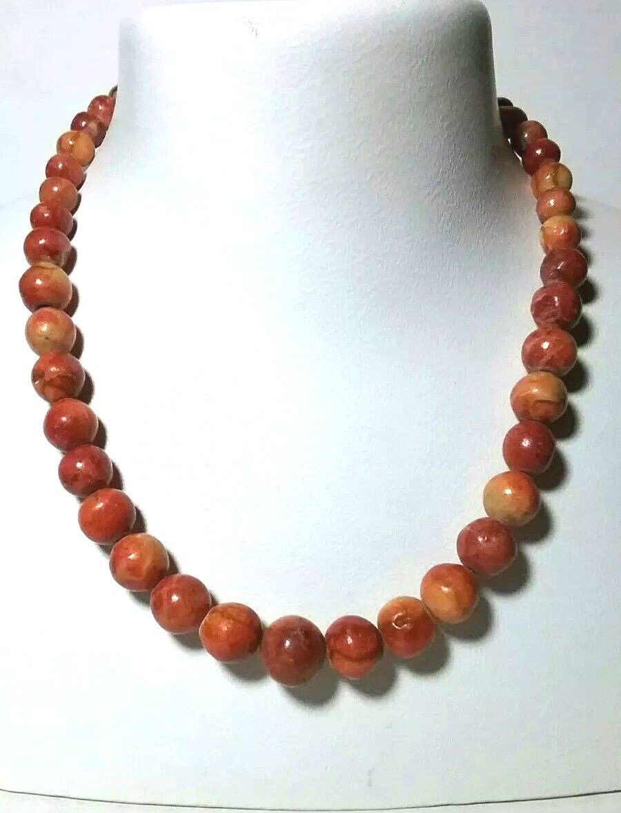 VINTAGE APPLE CORAL GRADUATING BEAD NECKLACE STRAND - Necklaces & Pendants