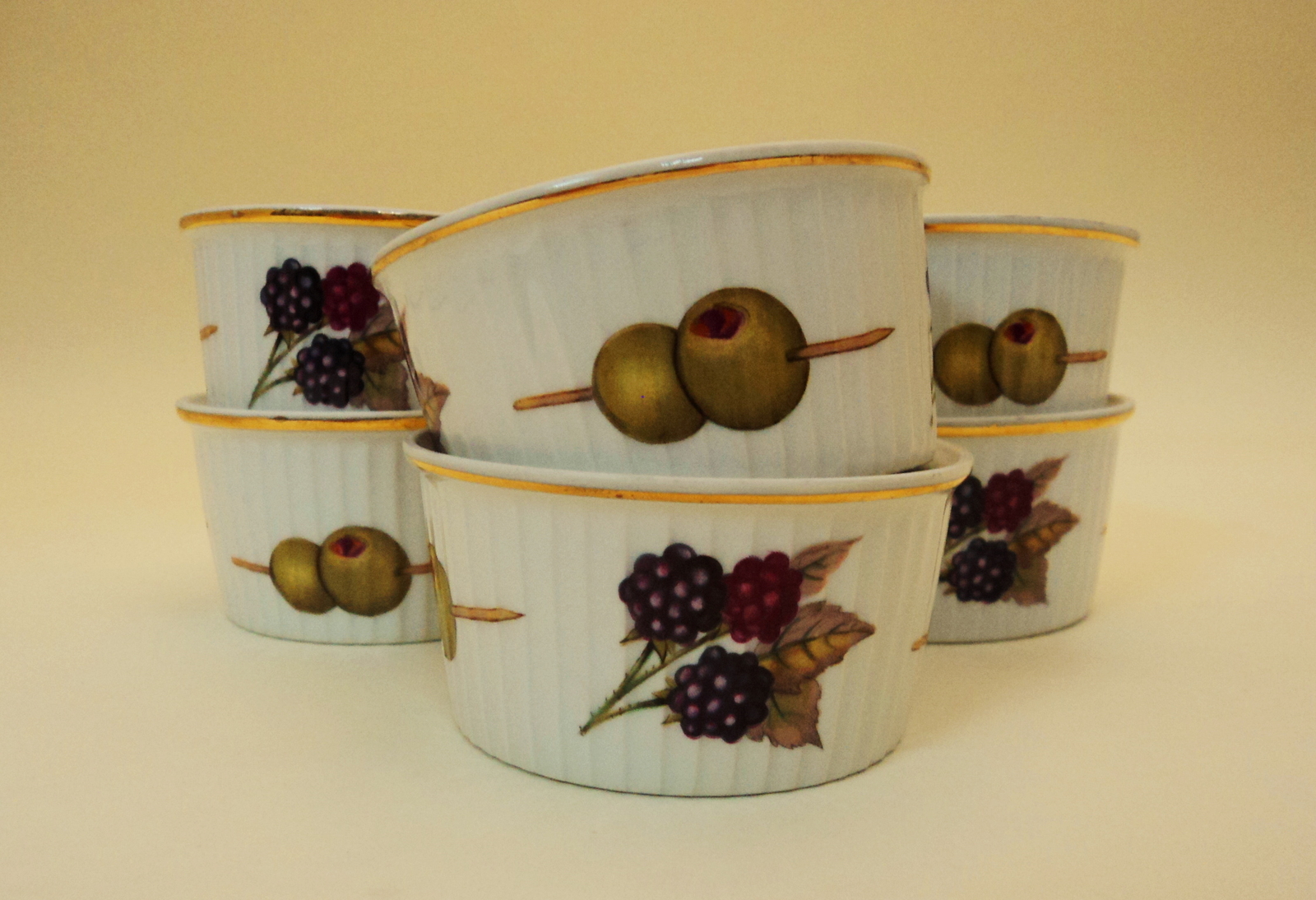 Vintage Royal Worchester Evesham Gold Porcelain Ramekins Custard Cups