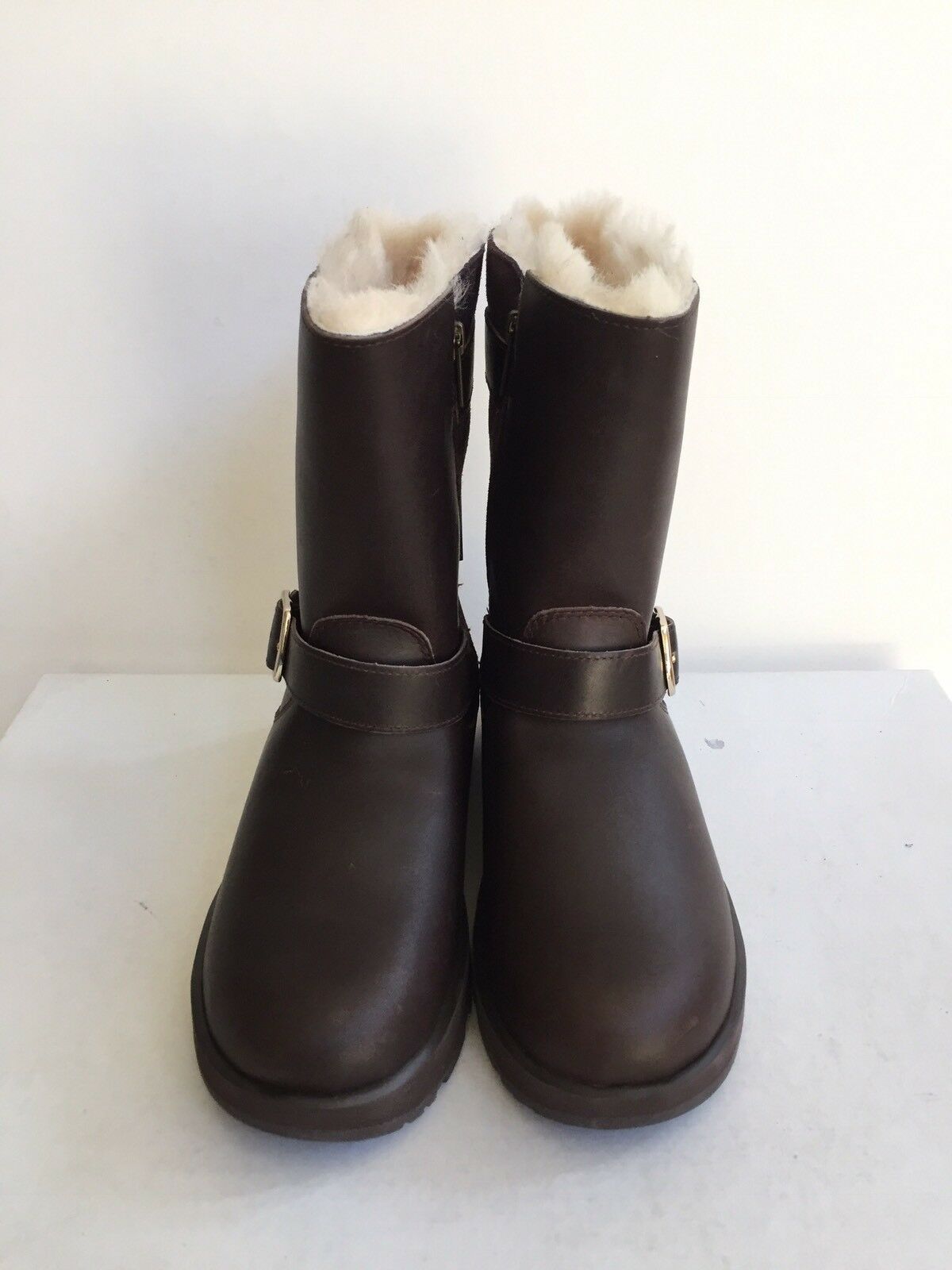 ugg kristin leather stout