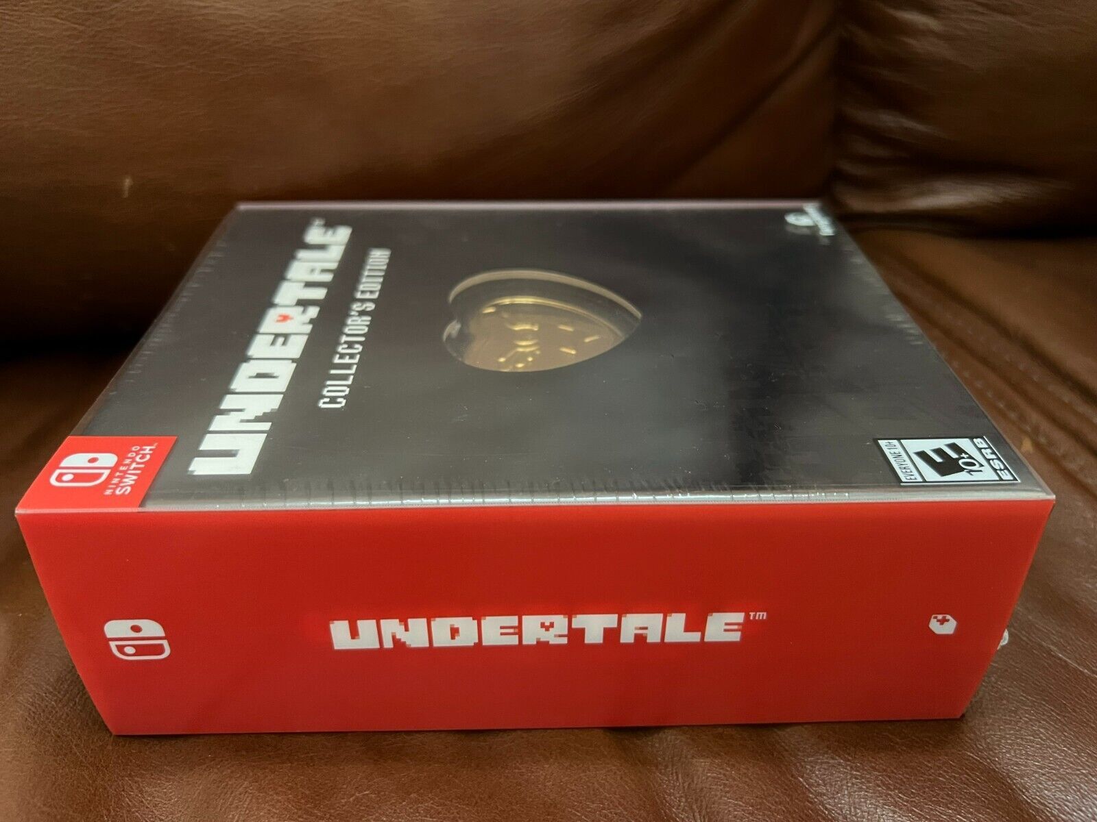 Undertale Collector's Edition Nintendo Switch w/ 14k Gold Music Box