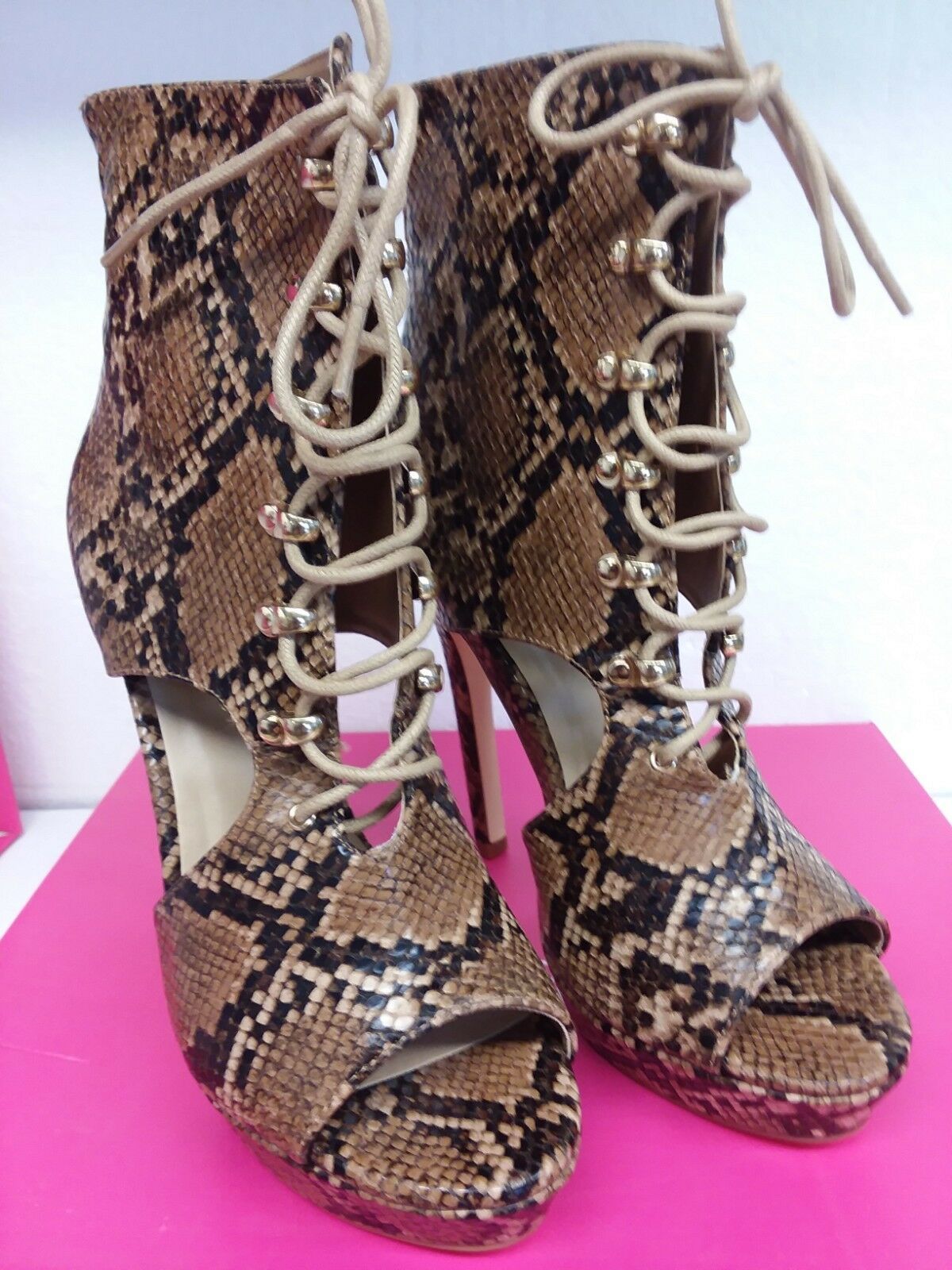 shoedazzle snake heels