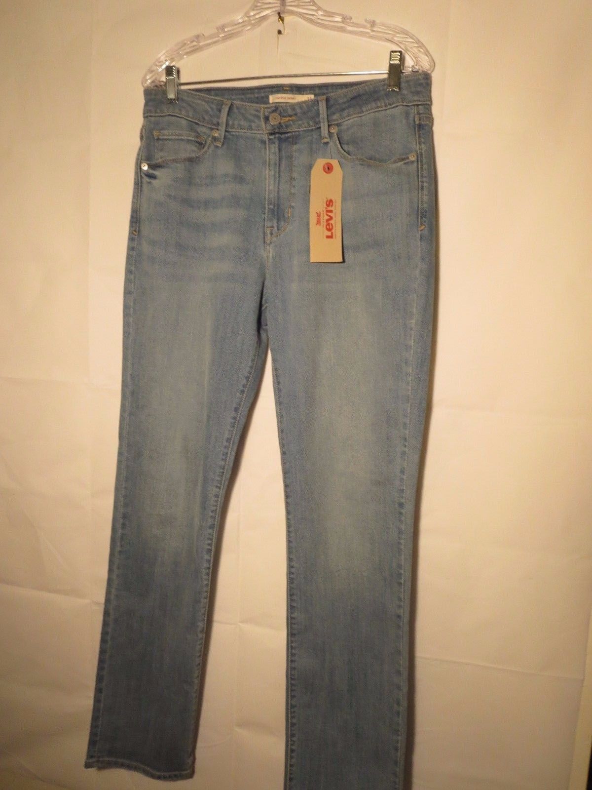 Levi's Women's Juniors Size 9 Skinny Jeans 31