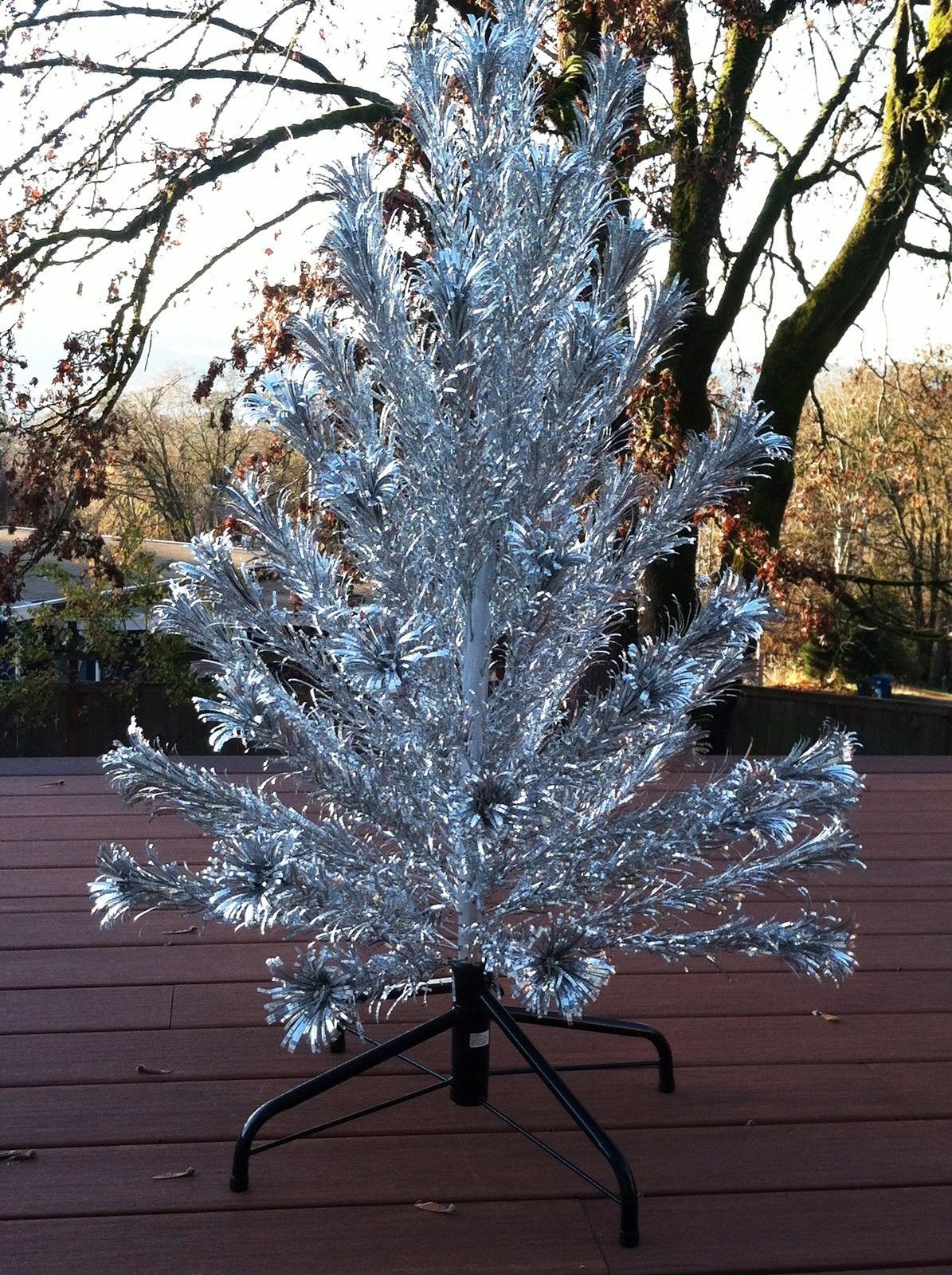4 ft Evergleam Aluminum Christmas Tree 55 Branches Original Box Sturdy
