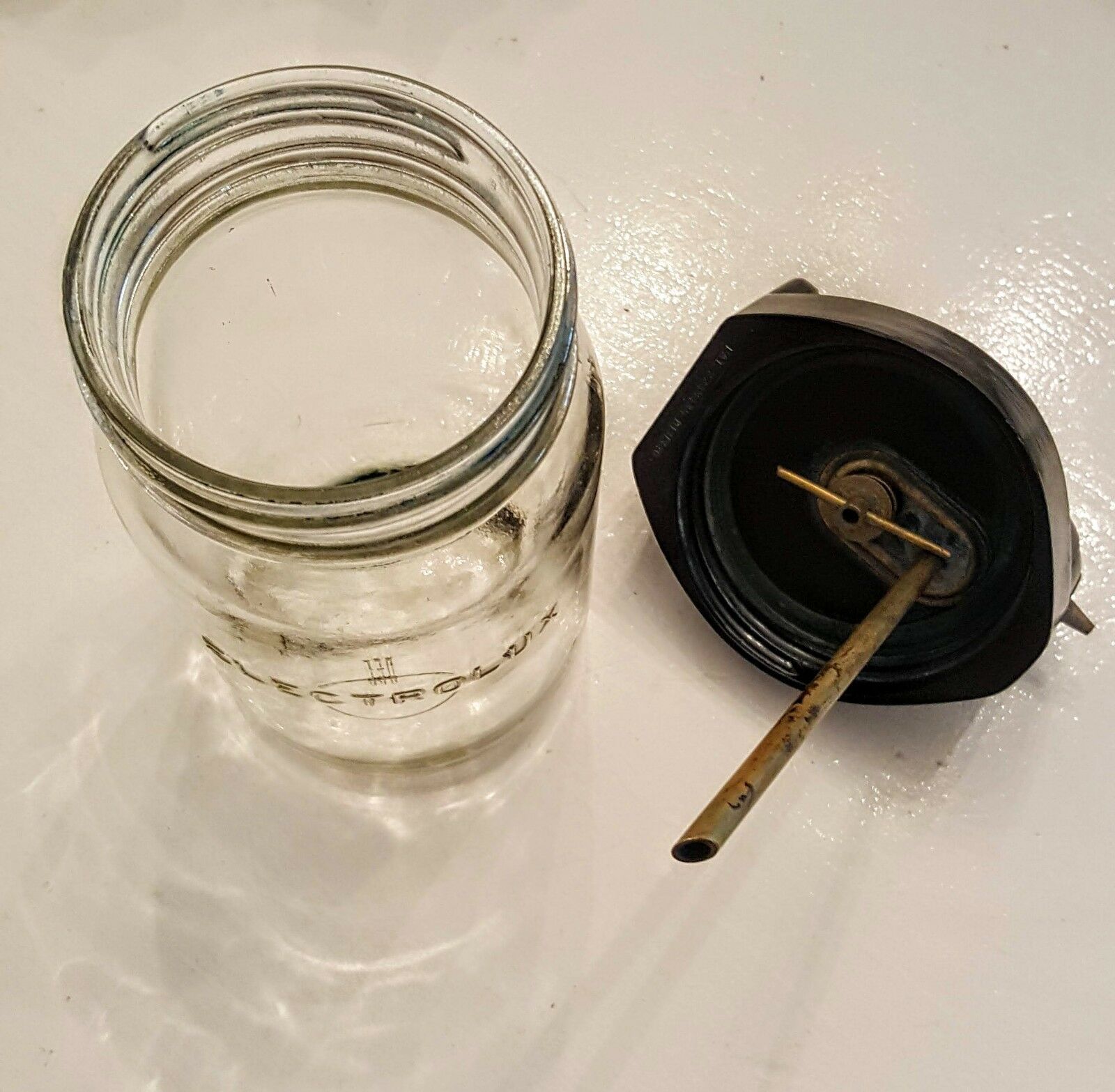 Electrolux Shampoo/Wax Sprayer Mid Century Modern Atomic VTG Bakelite