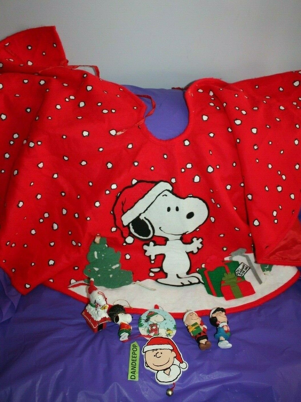 Snoopy Tree Skirt 