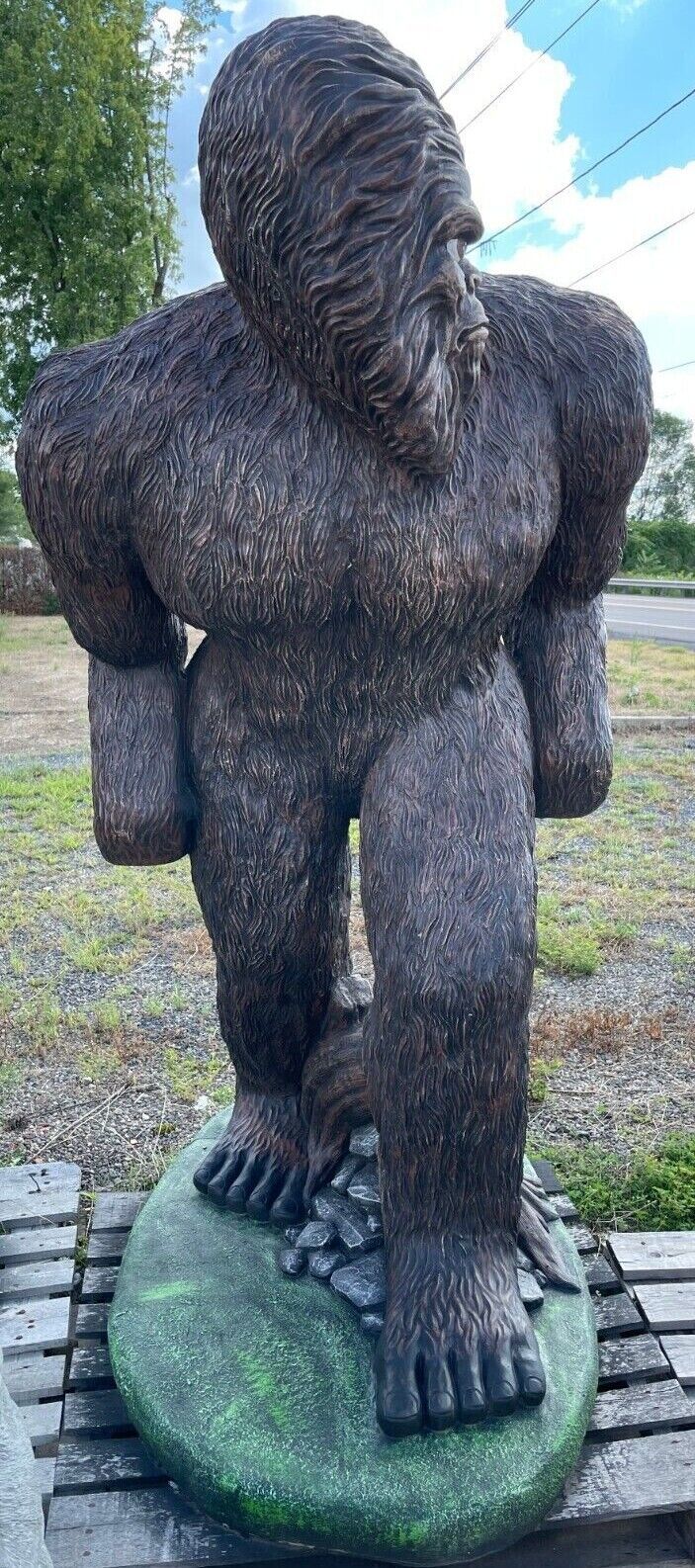 Bigfoot Sasquatch Statue Huge Concrete Apx. 6 ft. 7 "Tall 38" Wide 4 ft