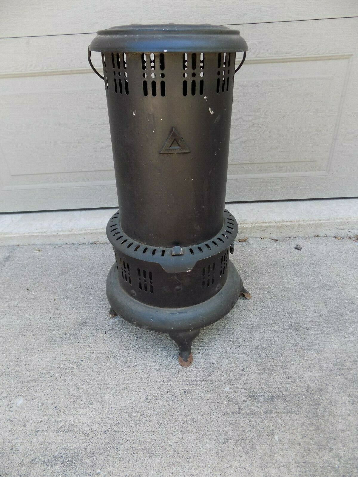 Old Black Perfection Heater Oil Kerosene Complete 1940s