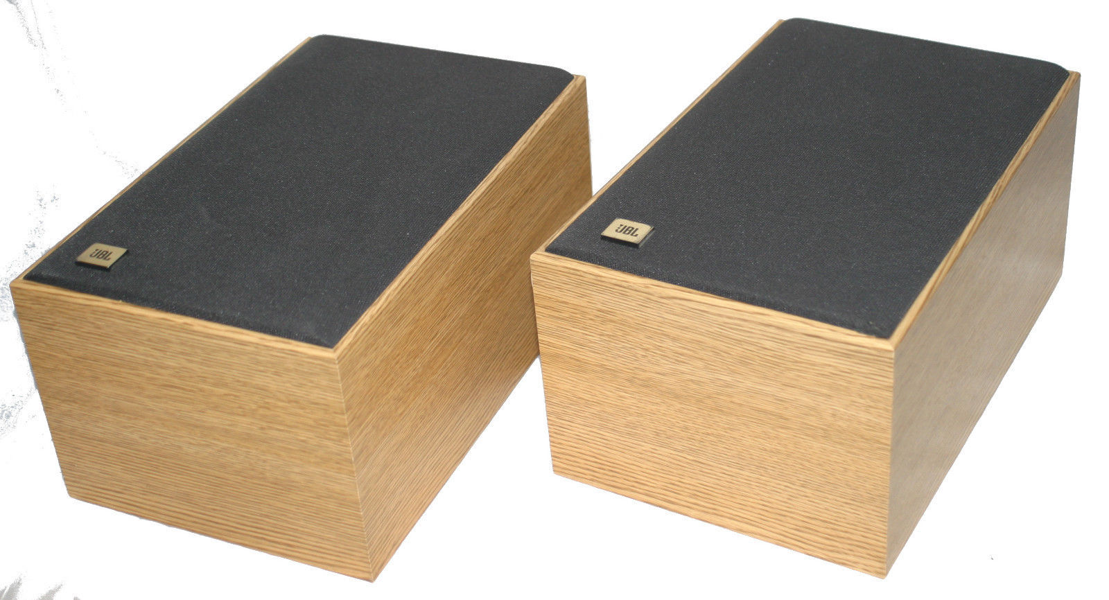 JBL J2045 Oak Stereo Bookshelf Speakers 51/4" 80W Pair VG Working
