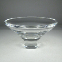 Kosta Boda Studio Art Glass Bowl Signed Goran Warff 7 In Clear Footed 58104 - $148.49