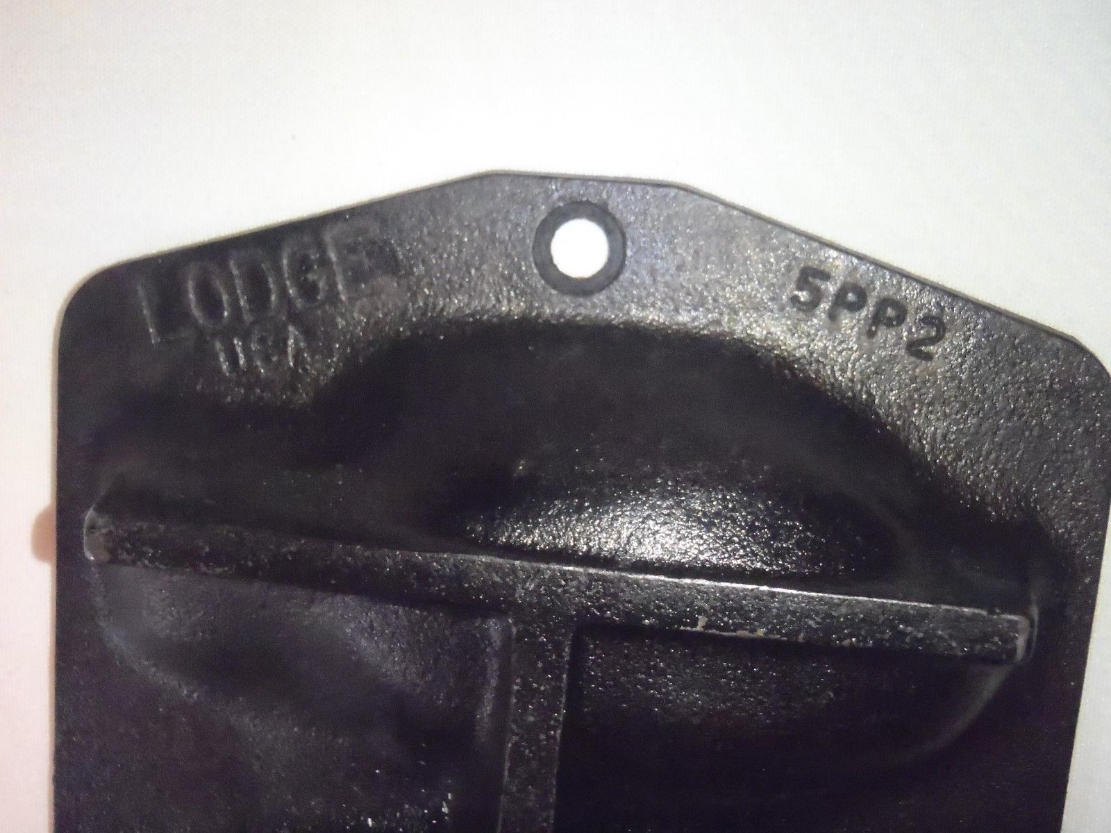 Vintage Lodge USA Cast Iron Fish Cornbread Mold Pan 5PP2 Cast Iron