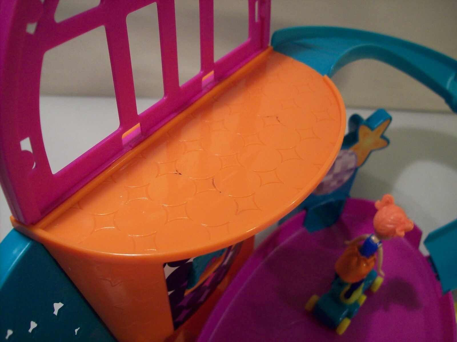 polly pocket skatepark