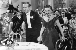 Easter Parade Judy Garland as Hannah Brown and Fred Astaire as Don Hewes 24x18 P - $23.99