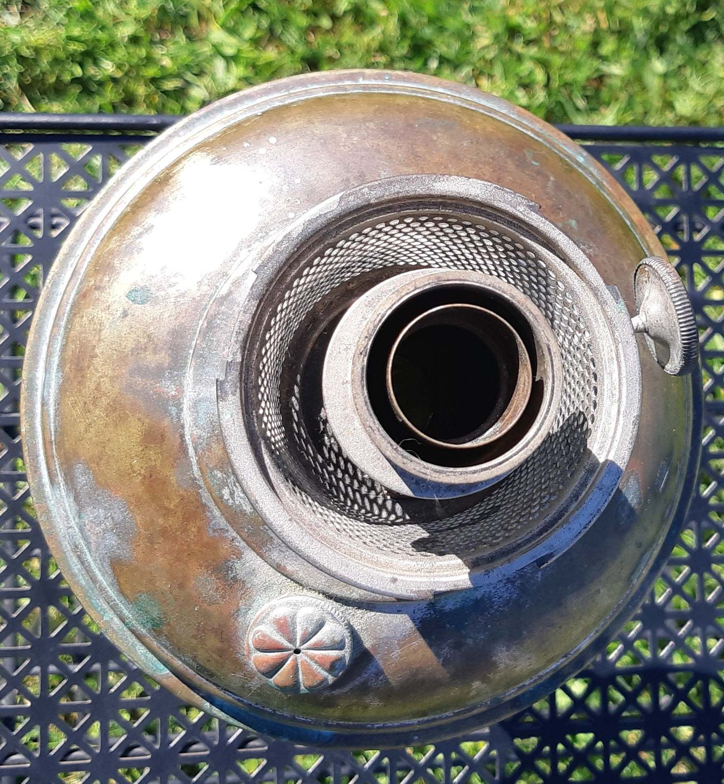 Antique Aladdin Model 6 Brass Oil Lamp Font & Burner Part Assembly Oil