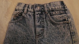Jeans LEE size 4 regular elastic in back 4 pockets zips at ankle 100% Cotton - $10.83