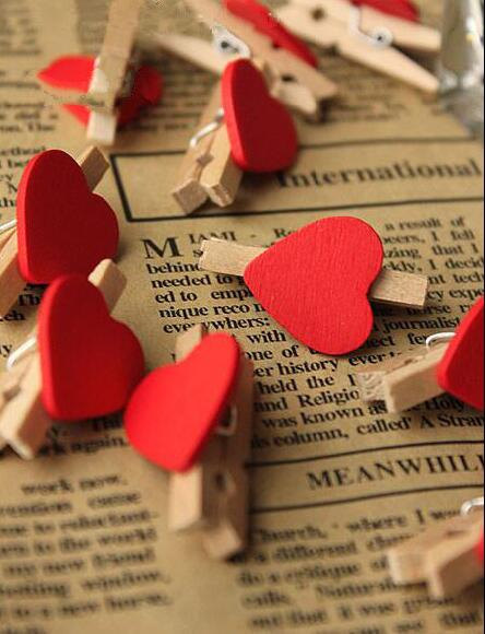 30pcs Red Heart for Wedding Party Decoration Favor,Wood Clip,Mini Pin Clothespin