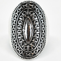 Bohemian Inspired Silver Tone Ornate Oval Horse Bit Links Statement Ring