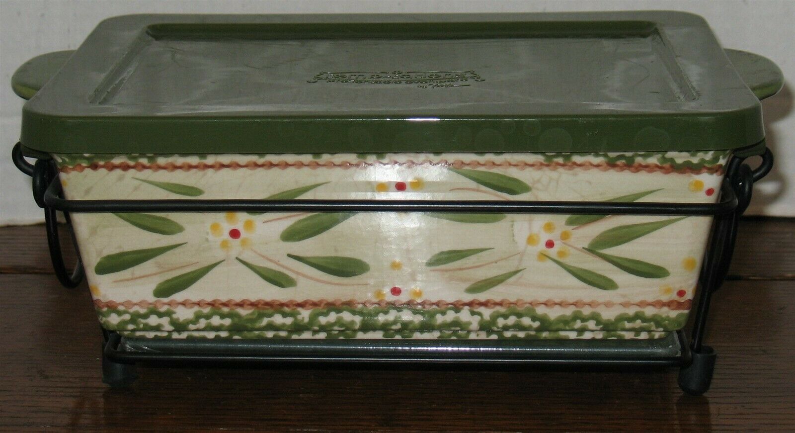 temptations casserole dish with carrier