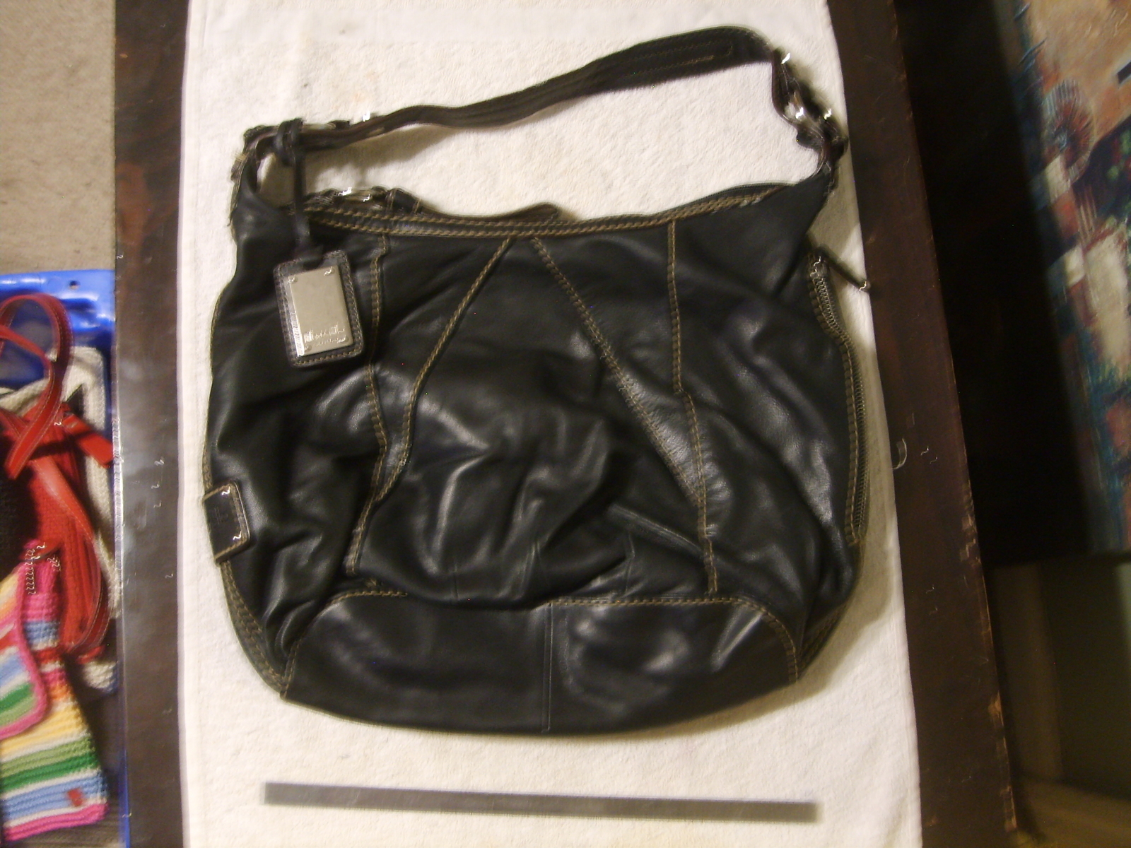 tignanello black leather shoulder bag