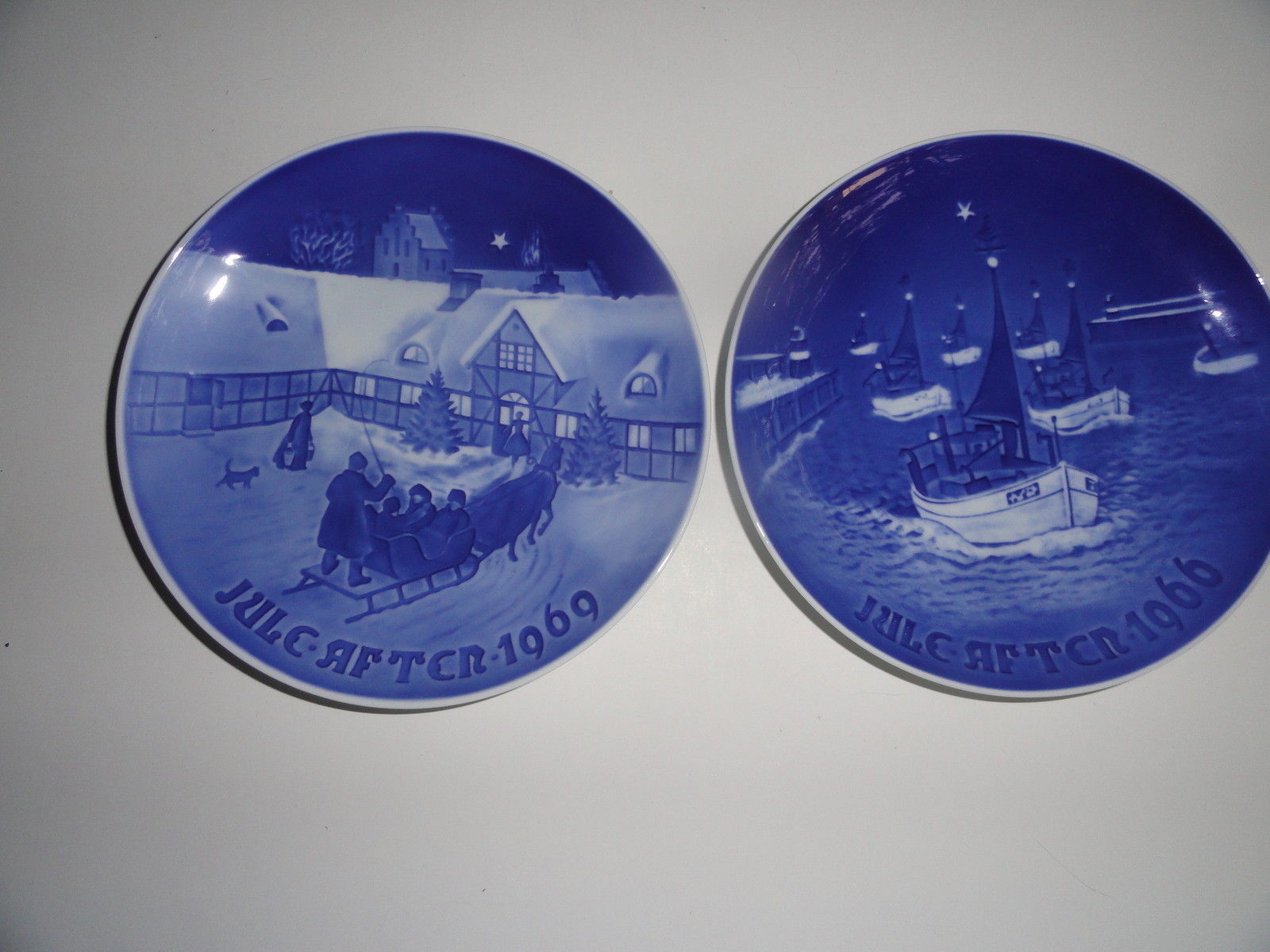 B&G ~ Bing & Grondahl ~ 7" Blue and White 1990s CHRISTMAS PLATES ~ Buy 1 or All 